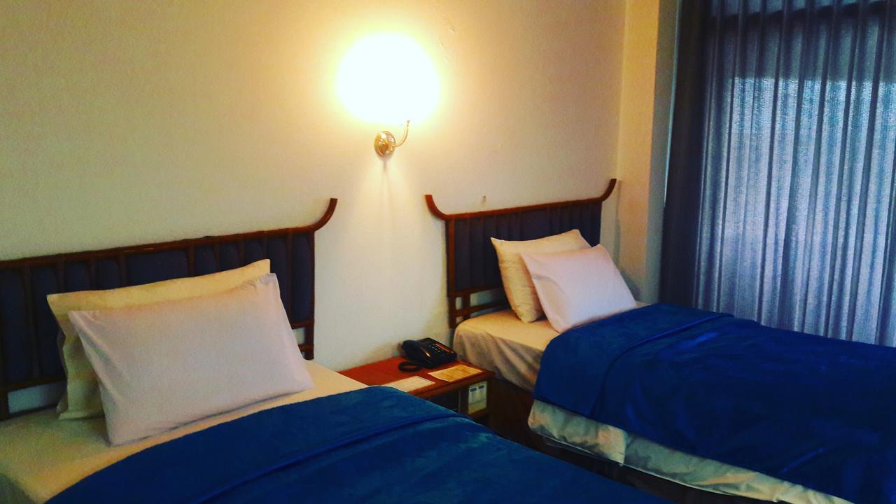 Roseinn Hotel Taphanhin Taphan Hin Extérieur photo
